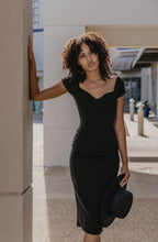 Load image into Gallery viewer, Audrey Sweet Heart Neck Bubble Rib Short Sleeve Midi Dress