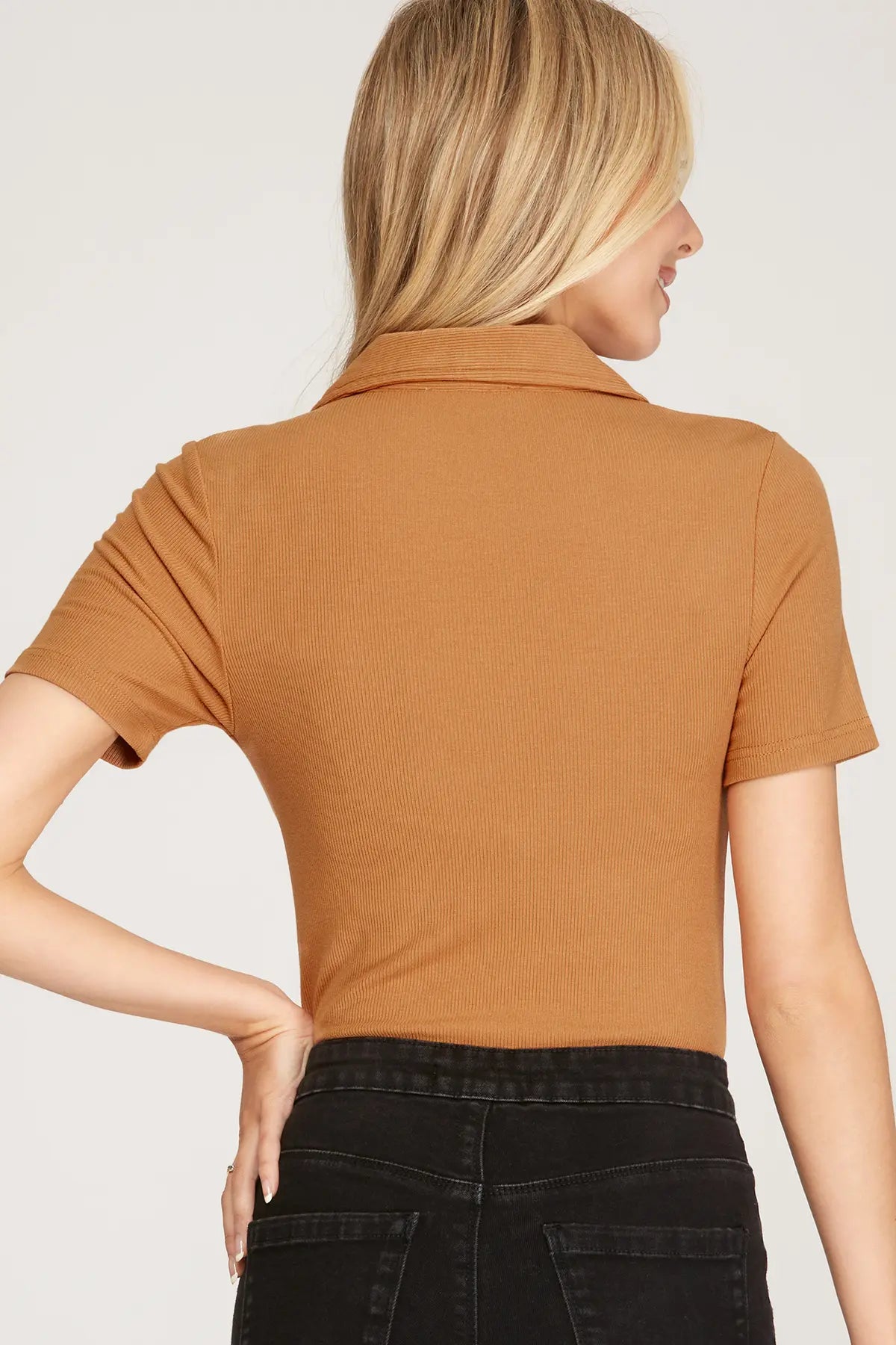 Sadie Short Sleeve Collared Rib Knit Bodysuit