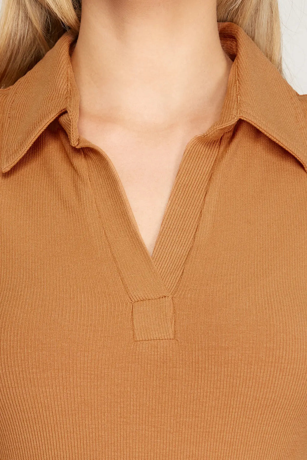 Sadie Short Sleeve Collared Rib Knit Bodysuit